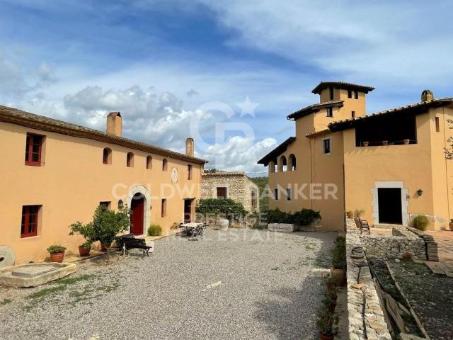 Villa en venta en Vilanova I La Geltrú