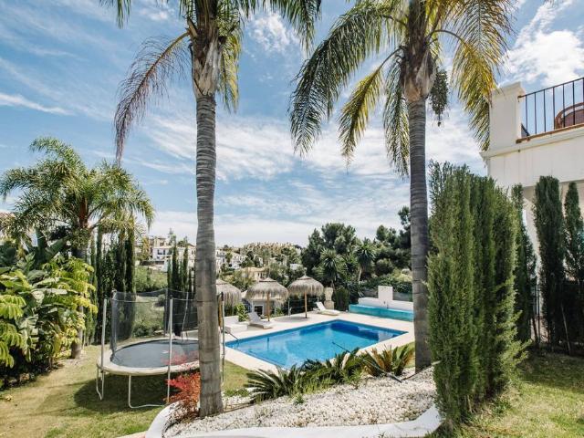 Chalet en venta en Barriada Islas Canarias, Costa del Sol Occidental