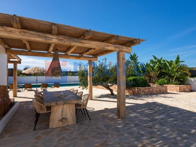 Chalet en venta en Sant Josep de sa Talaia, Eivissa