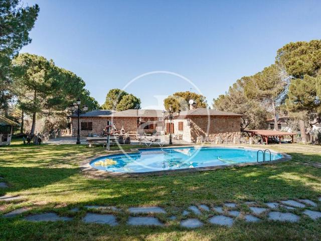 Villa en venta en Boadilla Del Monte