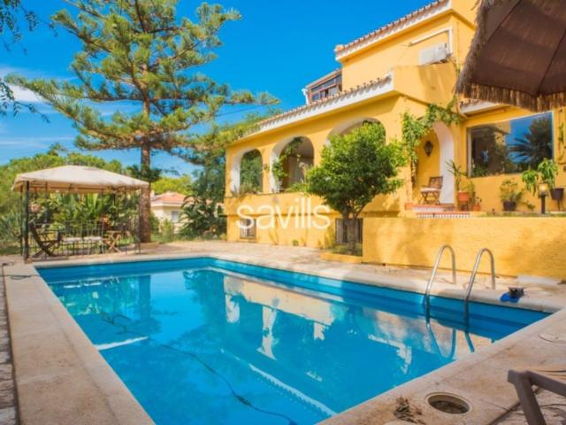 Chalet en venta en Este, Málaga