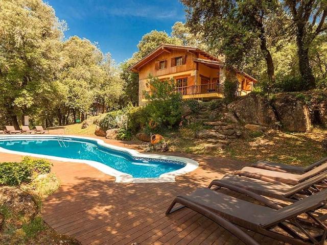 Chalet en venta en Garrotxa, Catalunya