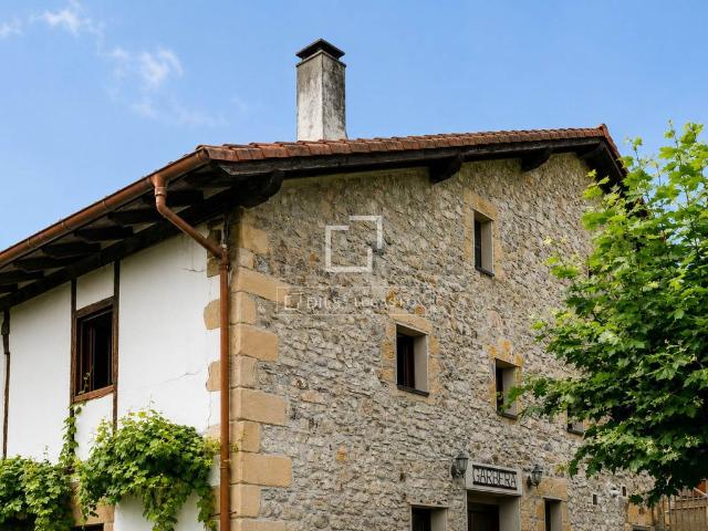 Chalet en venta en Donostia-san Sebastián, Guipúzcoa