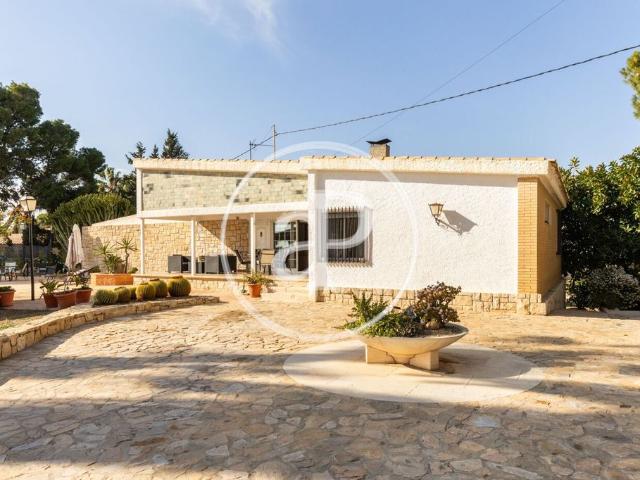 Chalet en venta en les Penyetes, l'Alacantí