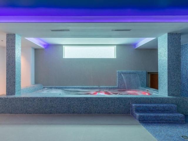 Chalet en venta en Urbanització Coblanca, la Marina Baixa
