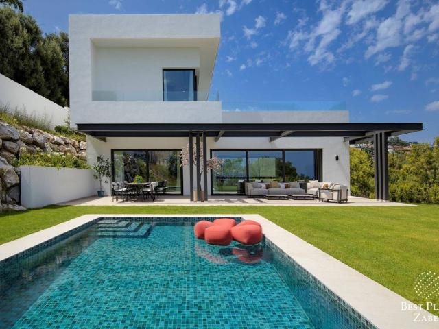 Chalet en venta en Artola, Costa del Sol Occidental