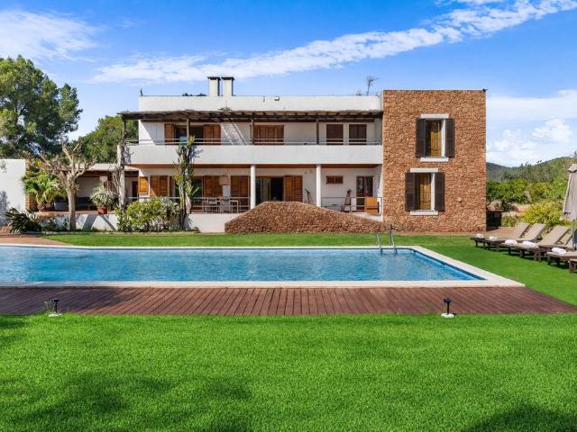 Chalet en venta en Sant Josep de sa Talaia, Eivissa