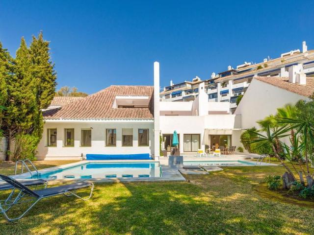 Villa en alquiler en Marbella, Aldea Blanca