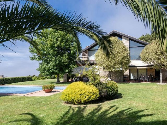 Chalet en venta en Nigrán, Pontevedra