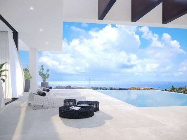 Chalet en venta en Barriada Islas Canarias, Costa del Sol Occidental