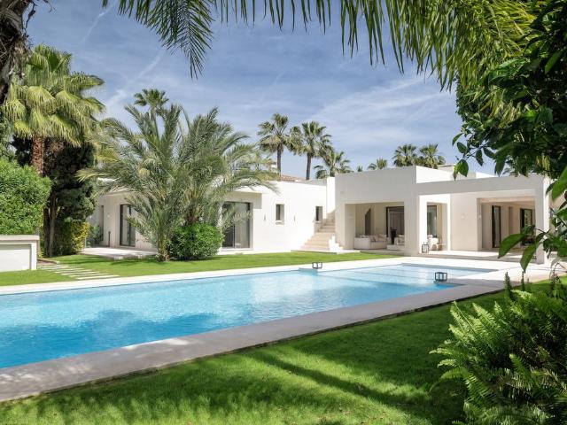 Chalet en venta en Artola, Costa del Sol Occidental