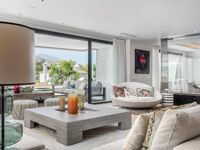 Chalet en venta en Nueva Andalucía, Costa del Sol Occidental