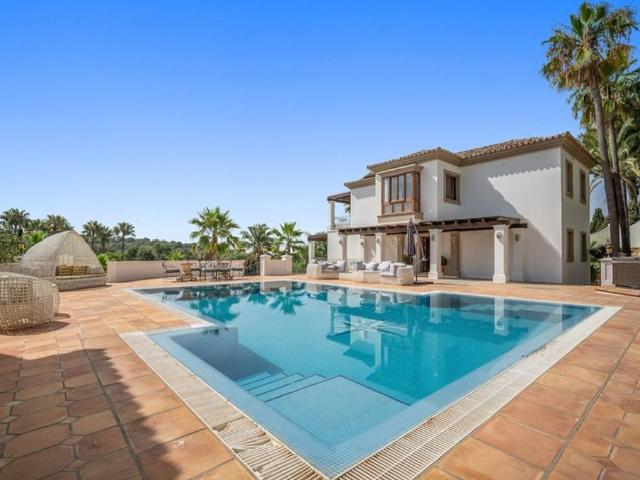 Villa en venta en Benahavís