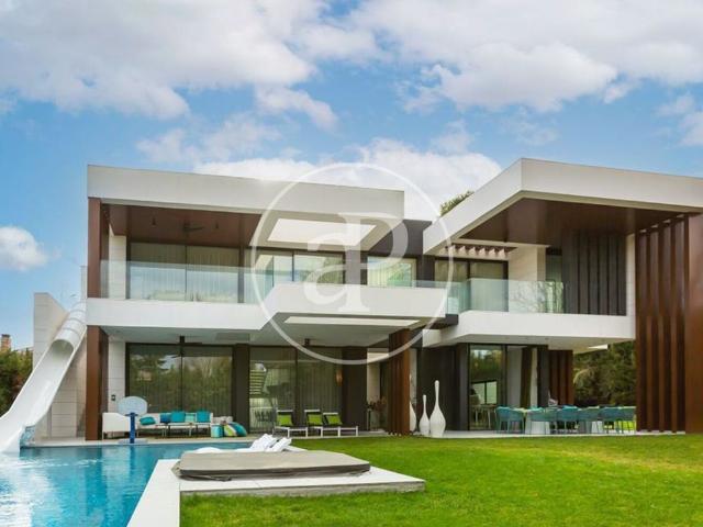 Chalet en venta en Hortaleza, Madrid