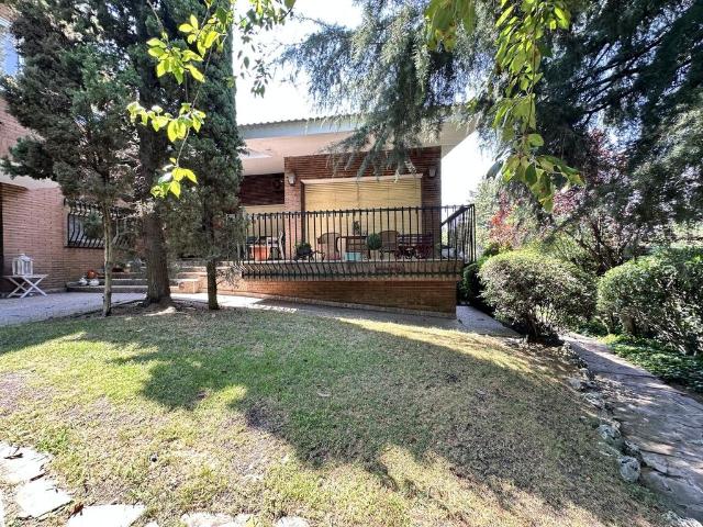 Chalet en venta en Majadahonda, Madrid