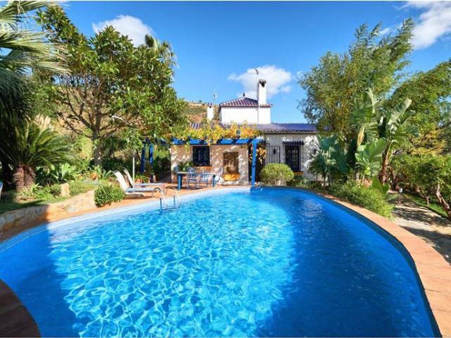 Chalet en venta en Barriada Islas Canarias, Costa del Sol Occidental