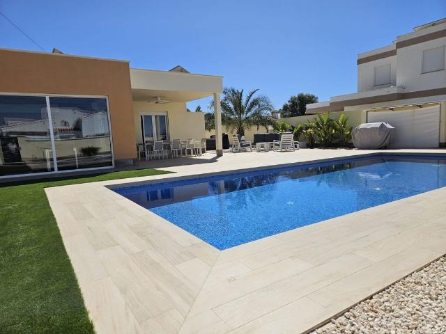 Chalet en venta en Torrevieja, Valencia