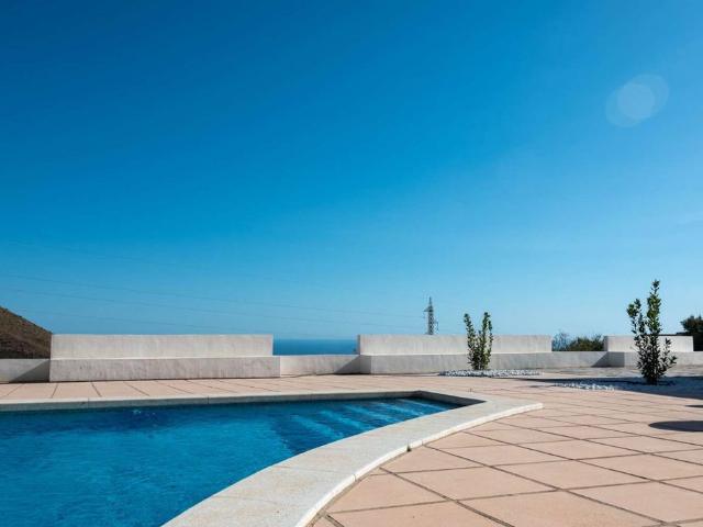 Chalet en venta en Molvízar, Granada