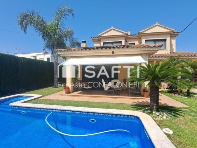 Villa en venta en Vinaròs