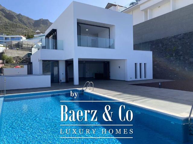 Chalet en venta en San Eugenio Bajo, Adeje