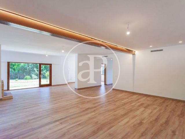 Chalet en venta en Mocha Chica, Villanueva De La Cañada