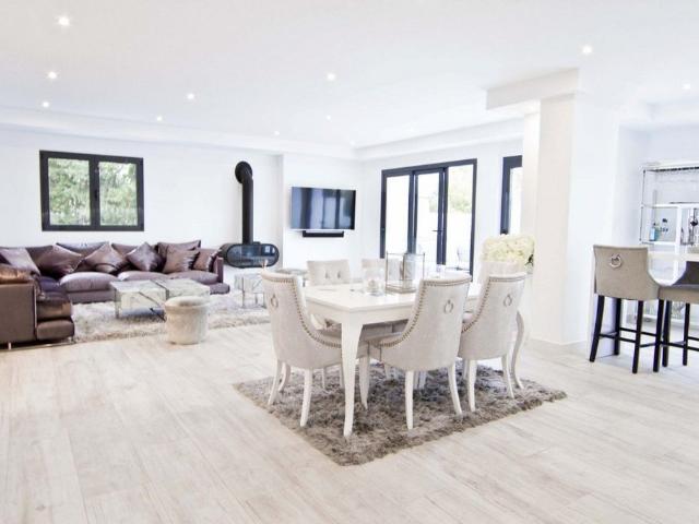 Chalet en venta en Barriada Islas Canarias, Costa del Sol Occidental