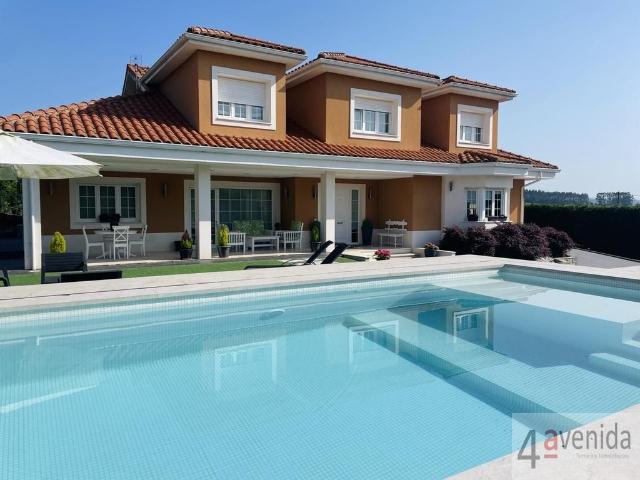 Chalet en venta en Las Regueras, Asturias