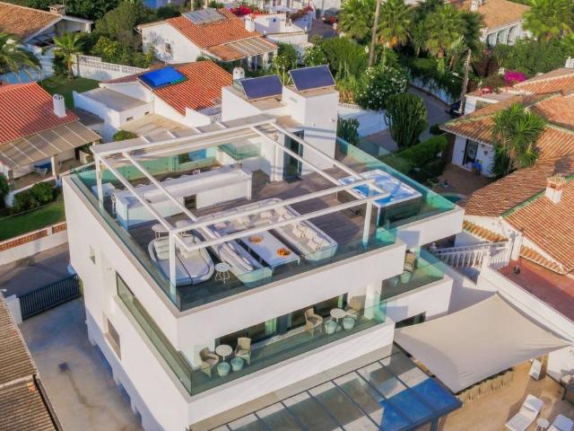 Chalet en alquiler en Rícmar, Costa del Sol Occidental