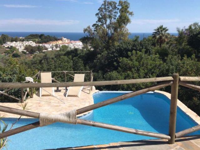 Chalet en alquiler en La Sierrezuela, Costa del Sol Occidental