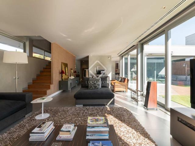 Villa en venta en Sant Cugat Del Vallès