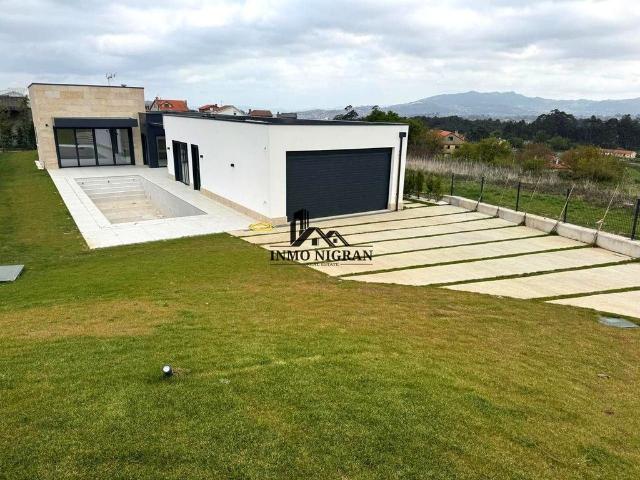 Villa en venta en Baiona, A Igrexa