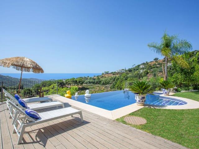 Chalet en venta en Artola, Costa del Sol Occidental