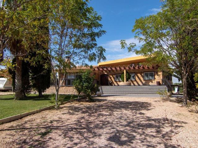 Chalet en venta en l'Alt Vinalopó / El Alto Vinalopó, Valencia