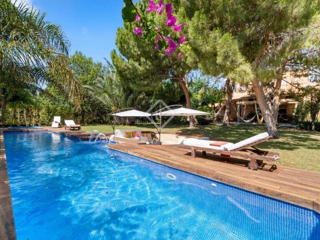 Villa en venta en Alicante