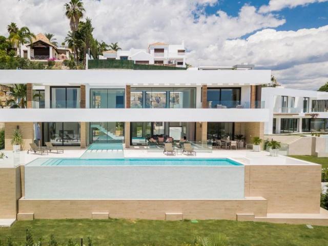 Villa en alquiler en Marbella, Val de Guadalmina