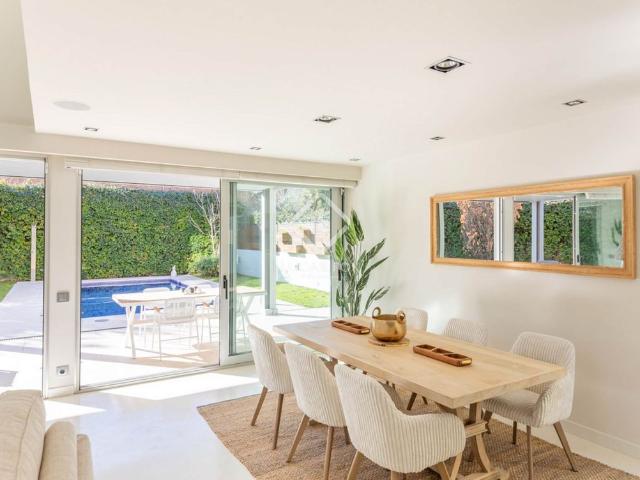 Villa en venta en Sant Cugat Del Vallès