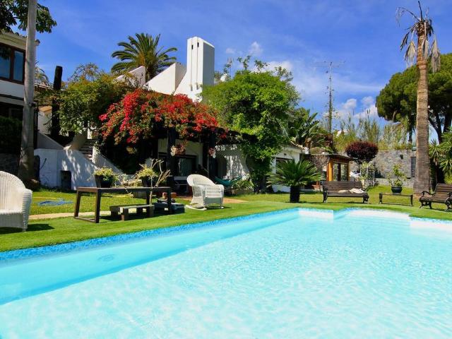 Chalet en venta en Nueva Andalucía, Costa del Sol Occidental