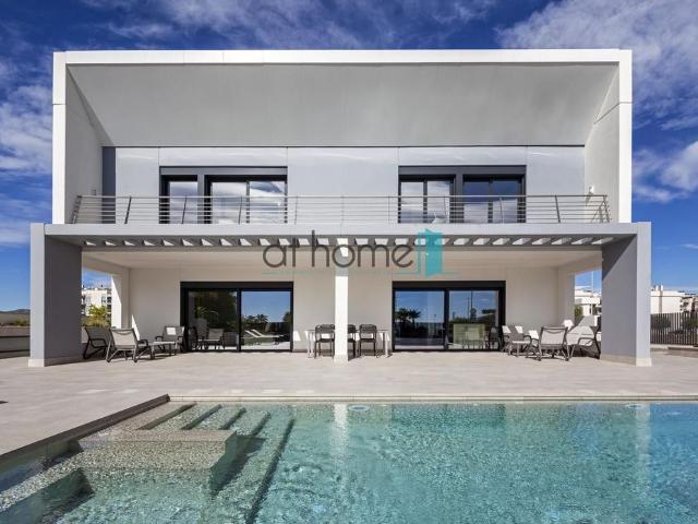 Chalet en venta en la Plana Baixa, Valencia