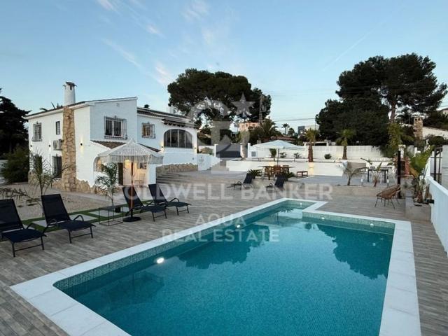 Villa en alquiler en Calpe, Ortembach