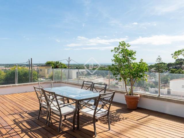 Chalet en alquiler en Castelldefels, Barcelona