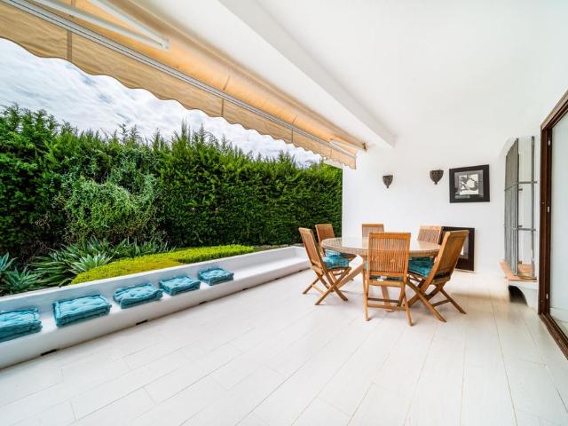 Chalet en alquiler en El Vicario, Costa del Sol Occidental