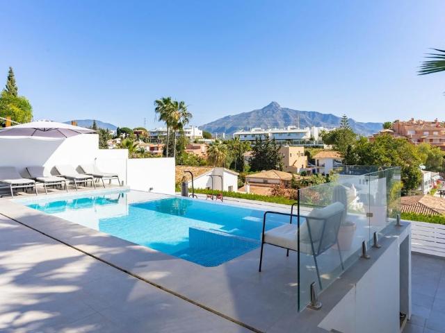 Chalet en alquiler en Nueva Andalucía, Costa del Sol Occidental