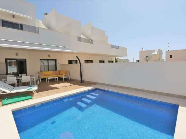 Villa en alquiler en Pilar De La Horadada, Barrio Los Segundas