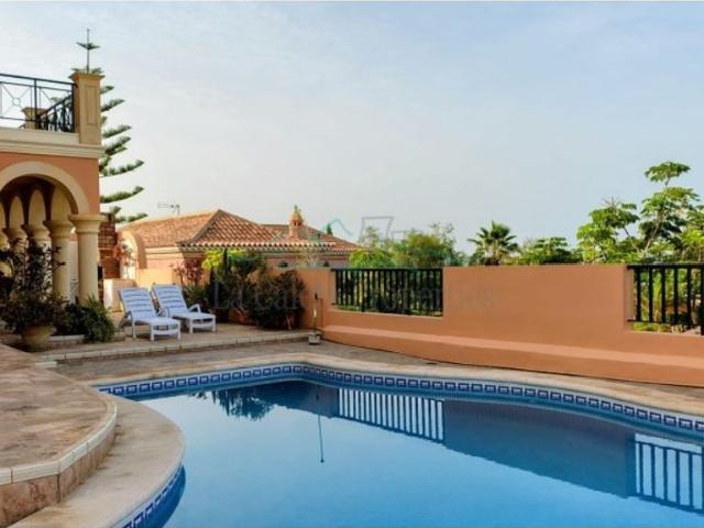 Chalet en venta en Los Olivos, Adeje