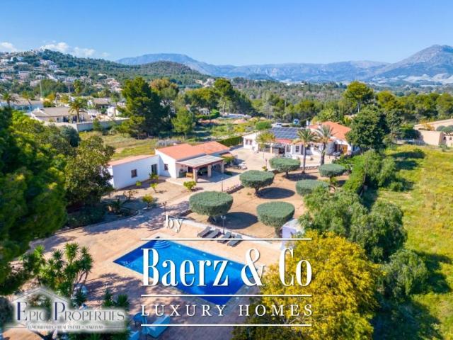 Villa en venta en L'alfàs Del Pi, el Captivador
