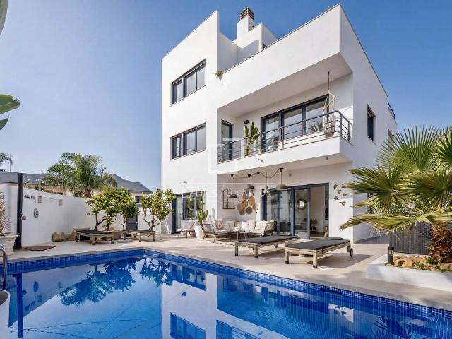 Chalet en venta en Alicante, Valencia