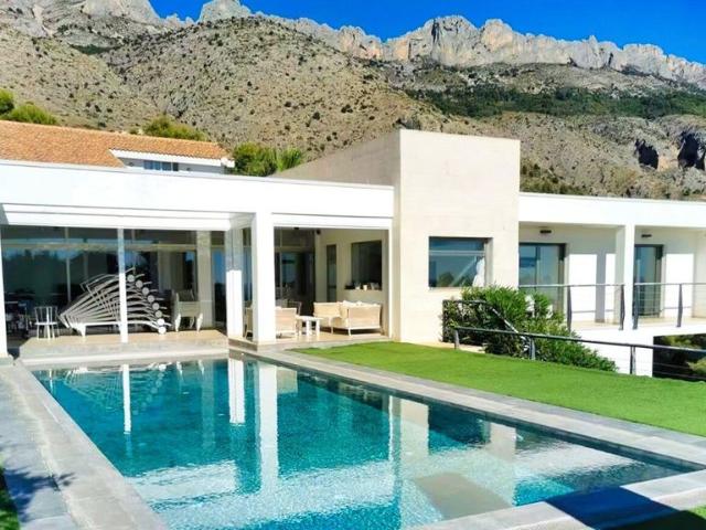 Villa en venta en Altea