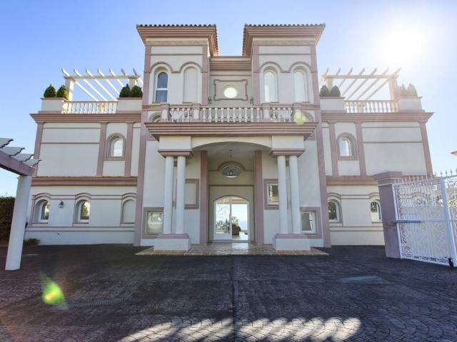 Chalet en venta en Flamingo Golf Resort, Benahavís