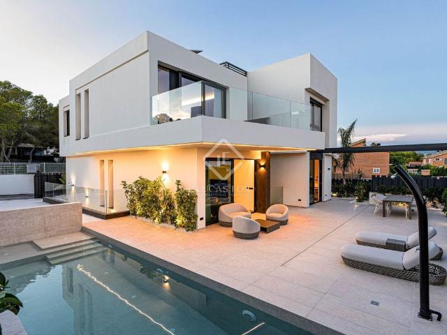 Chalet en venta en la Marina Baixa, Valencia
