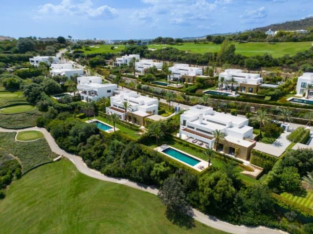 Chalet en venta en La Perla de Bahía, Costa del Sol Occidental